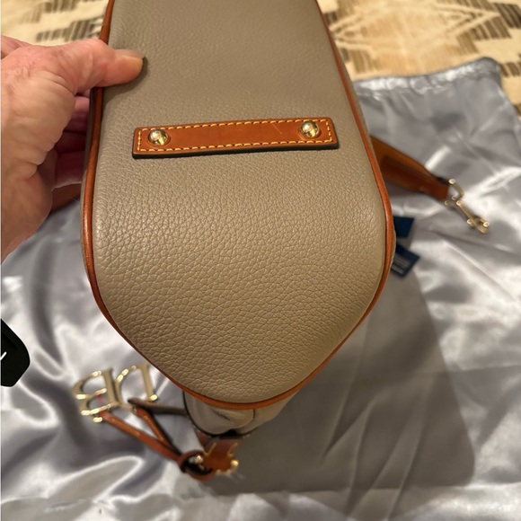 Dooney & Bourke Tan and Brown Leather Shoulder Bag - Picture 5 of 13